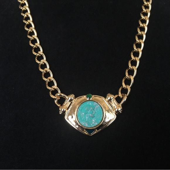 Giovanni Torlonia Vintage Green Coin Gold Tone Necklace - Picture 2 of 10